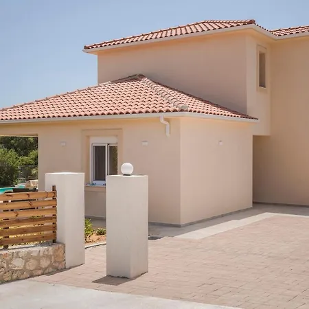 וילה Montagna & Mare